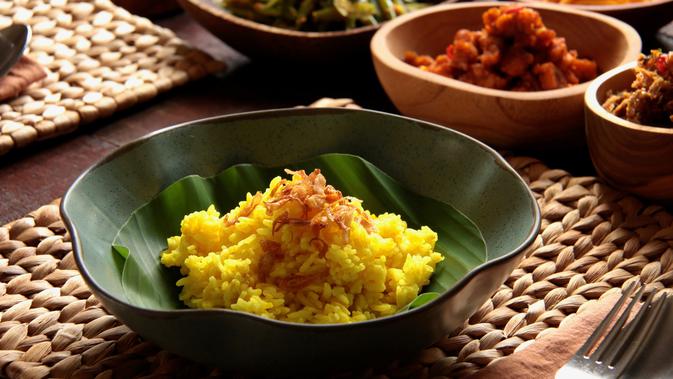 Tips Agar Nasi Kuning Mengilap Tambahkan Bahan Ini Lifestyle Fimela Com
