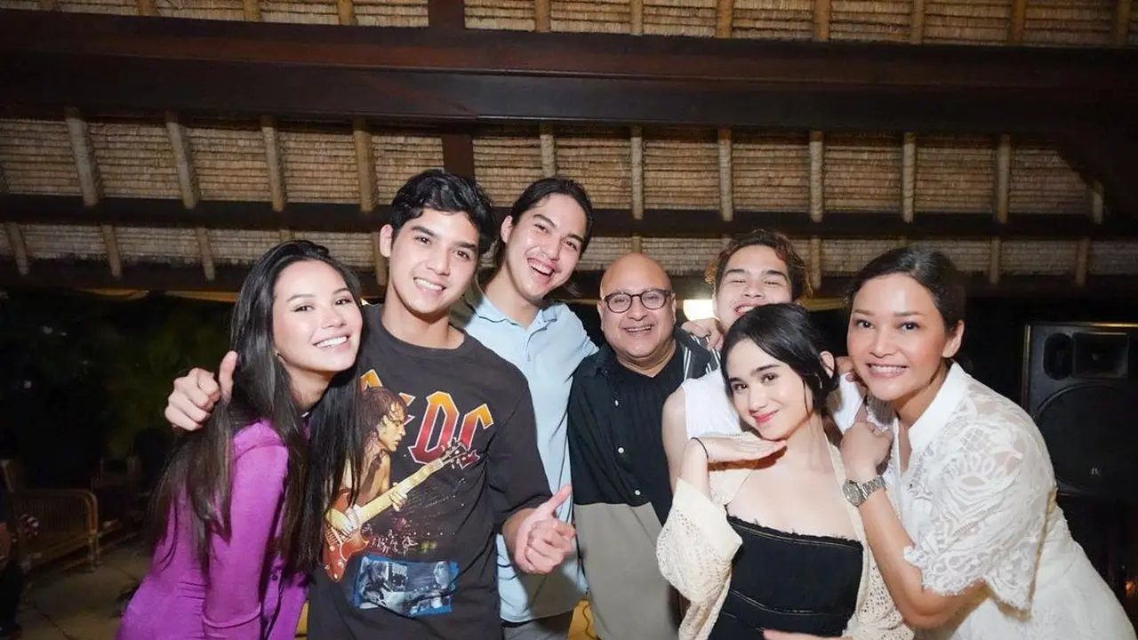 Maia Estianty liburan bareng keluarga di Bali (Foto: Instagram/@maiaestiantyreal)