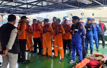 KN SAR Permadi Dikerahkan untuk Evakuasi Medis ABK MV Girolando Express di Selat Madura