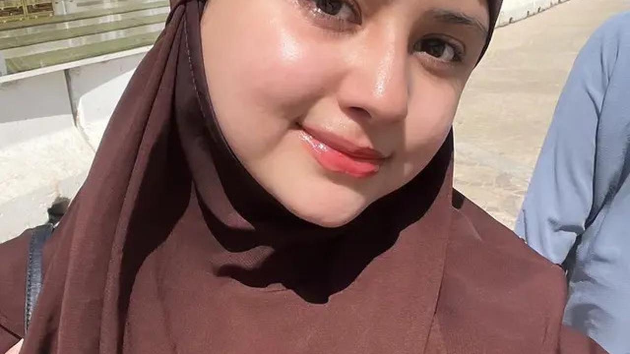 6 Potret Terbaru Alya Avivah Kakak Aliando Kini Berhijab, Pernah Main di GGS