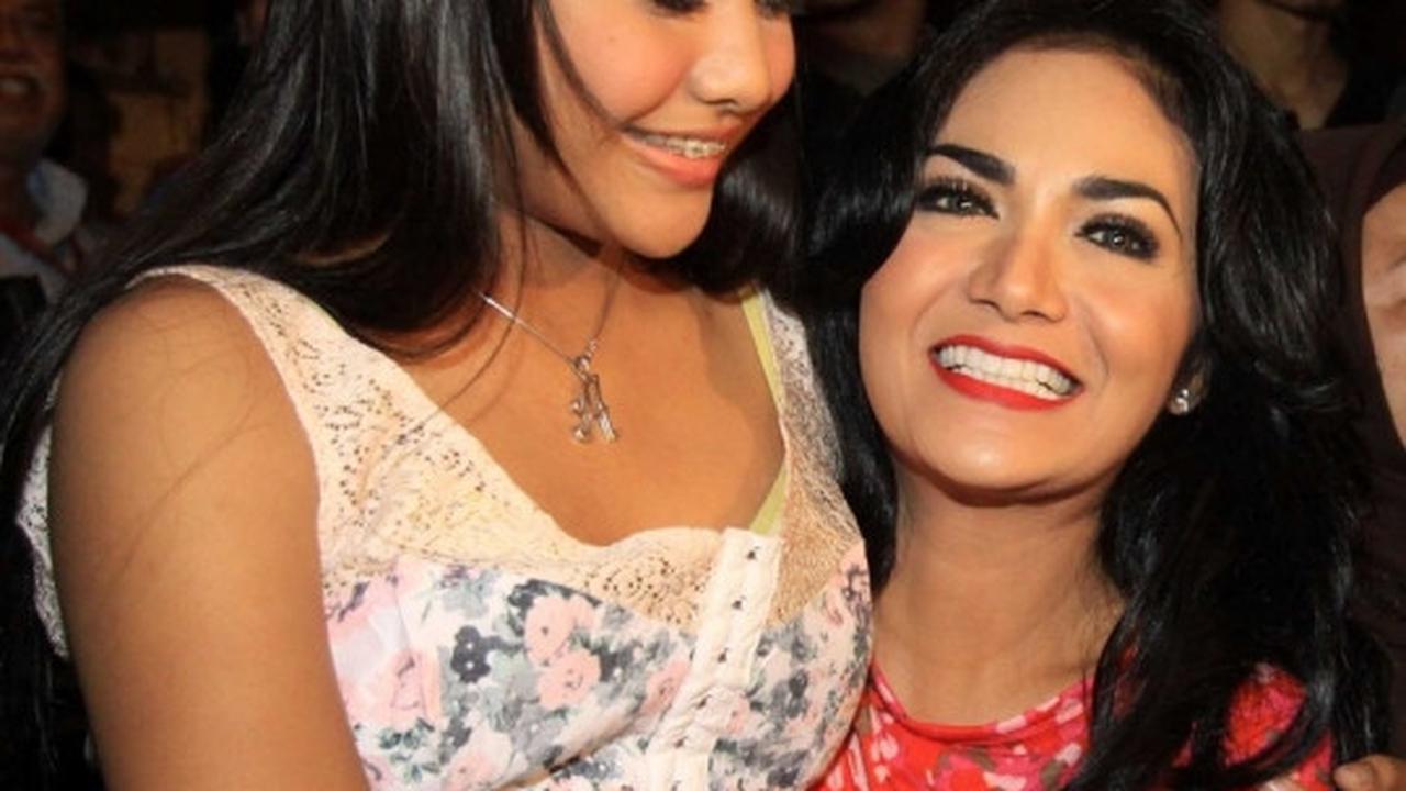 Ini foto KD dari ABG sampai dinikahi Raul Lemos
