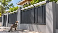 Cara Pasang Pipa Paralon Berputar di Ujung Pagar, Trik Murah Bikin Kucing Gagal Memanjat dan Kabur dari Rumah