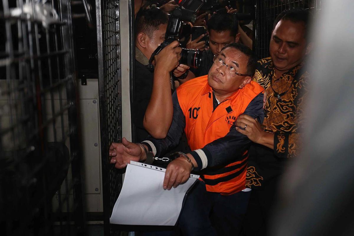 FOTO: Bupati Pati Sudewo Resmi Ditahan KPK