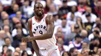 Selebrasi Pemain Toronto Raptors Serge Ibaka. Pria Spanyol itu jadi penentu kemenangan Raptors atas Wizards di gim pertama play-off NBA (AP)