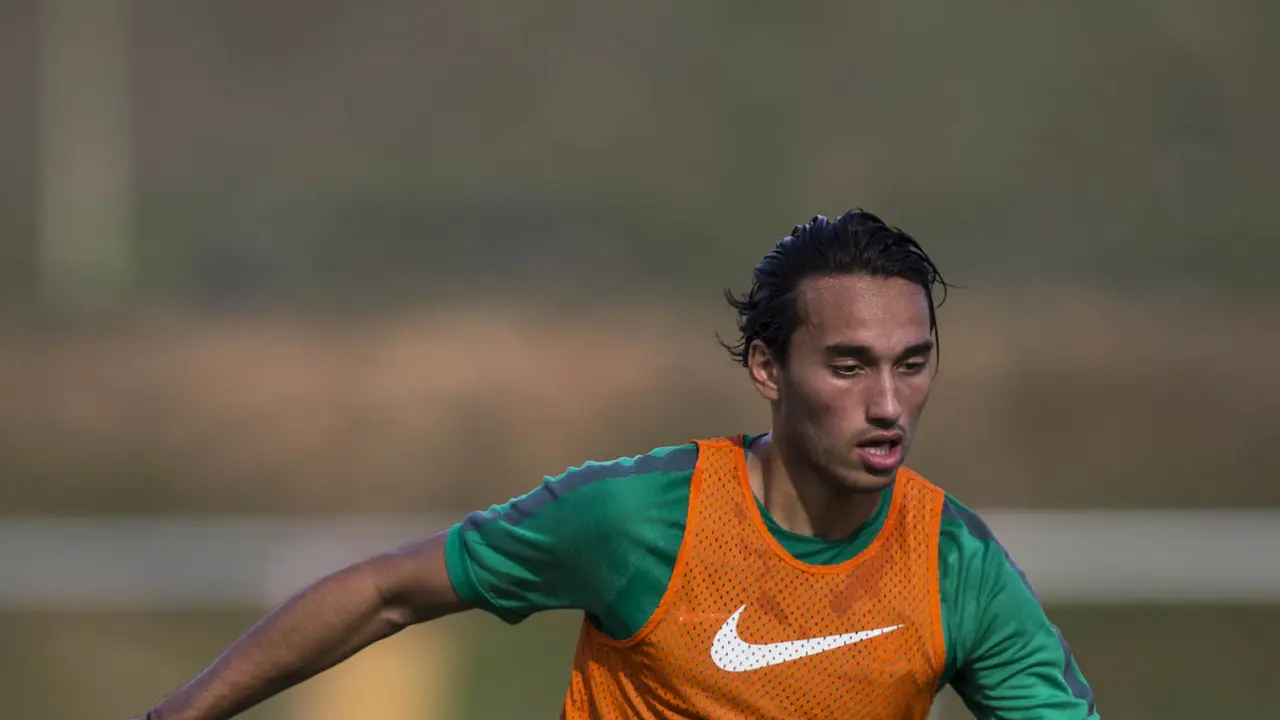 Ezra Walian