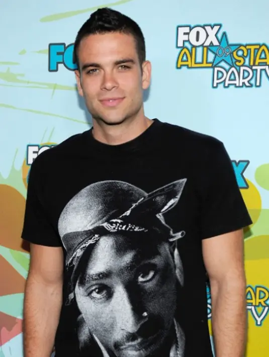 Mark Salling berpose saat menghadiri Fox All Star Party. Tewasnya pemeran Noah 'Puck' Puckerman dalam serial Glee terjadi beberapa minggu sebelum ia menerima vonis dugaan pornografi yang menimpanya. (Instagram/mark_salling)