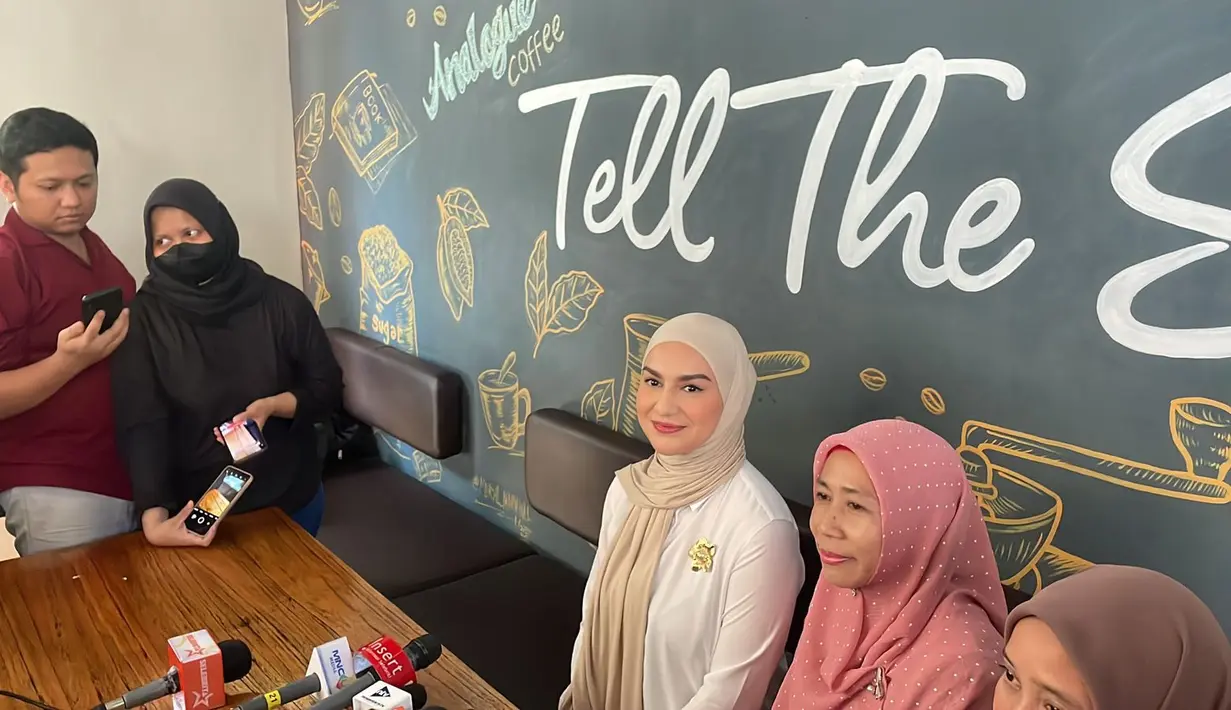 Irish Bella buka suara mengenai kasus narkoba yang menimpa Ammar Zoni.