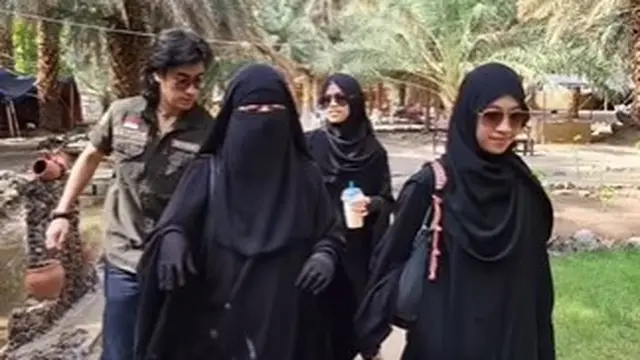 Abidzar di tanah suci (Instagram/_ummi_pipik)