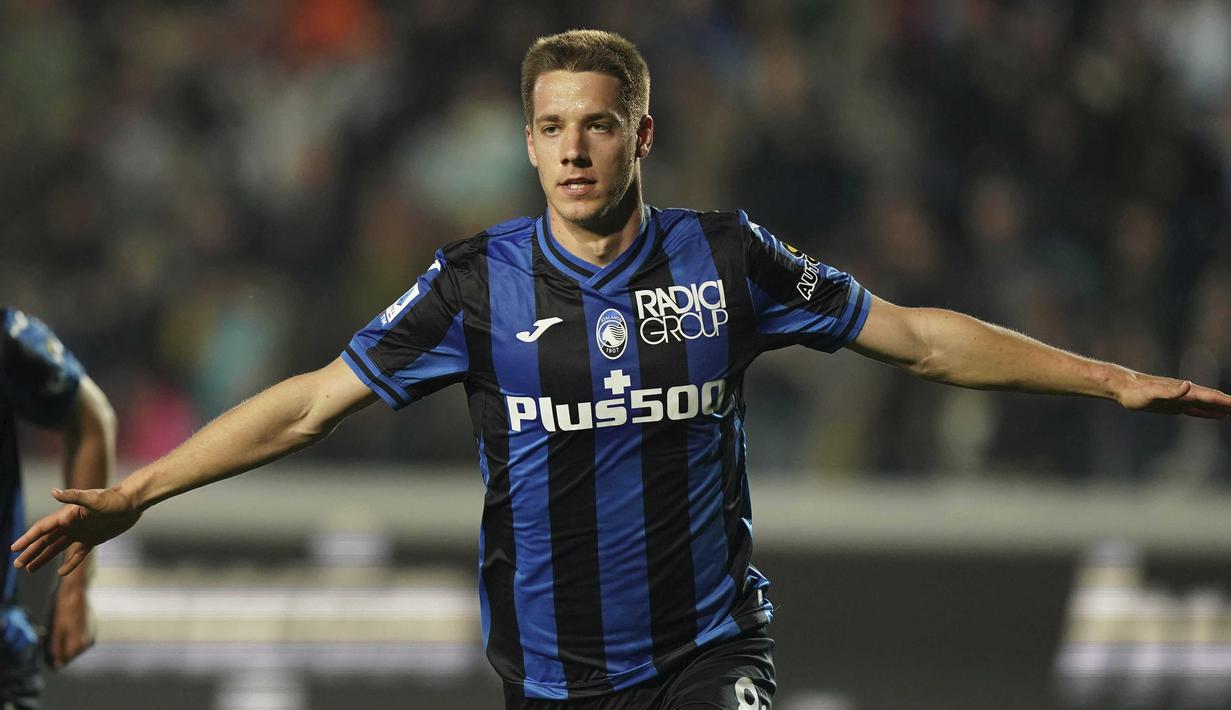 Pemain Atalanta, Mario Pasalic merayakan gol ke gawang Atalanta pada laga pekan ke-31 Liga Italia 2022/2023 di Gewiss Stadium, Bergamo, Italia, Selasa (25/04/2023) WIB. Laga dimenangkan oleh Atalanta dengan skor 3-1. (AP Photo/LaPresse/Simone Spada)