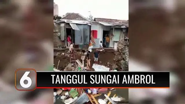 VIDEO: Tanggul Sungai Cibeunying Kolot Ambrol, 4 Rumah Warga RobTanggul Sungai Cibeunying Kolot Ambrol, 4 Rumah Warga Roboh