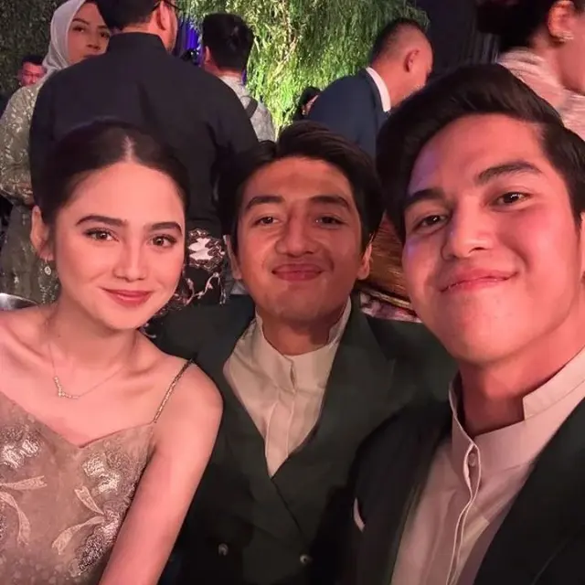 6 Potret El Rumi dan Syifa Hadju di Nikahan Thariq-Aaliyah, Didukung Satu Indonesia