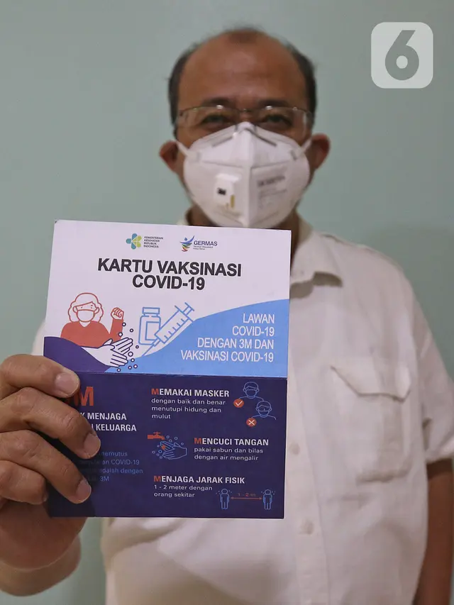 Ketua IDI Terpilih Vaksinasi COVID-19 Bersama Nakes RSUD Cengkareng