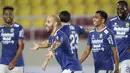 Tak berhenti di situ, Rashid dan Wander Luiz seolah ingin menebus kesalahannya di babak pertama. Mereka berdua lagi-lagi mencetak gol bagi Persib Bandung dan membuat Persib unggul. (Bola.com/Bagaskara Lazuardi)