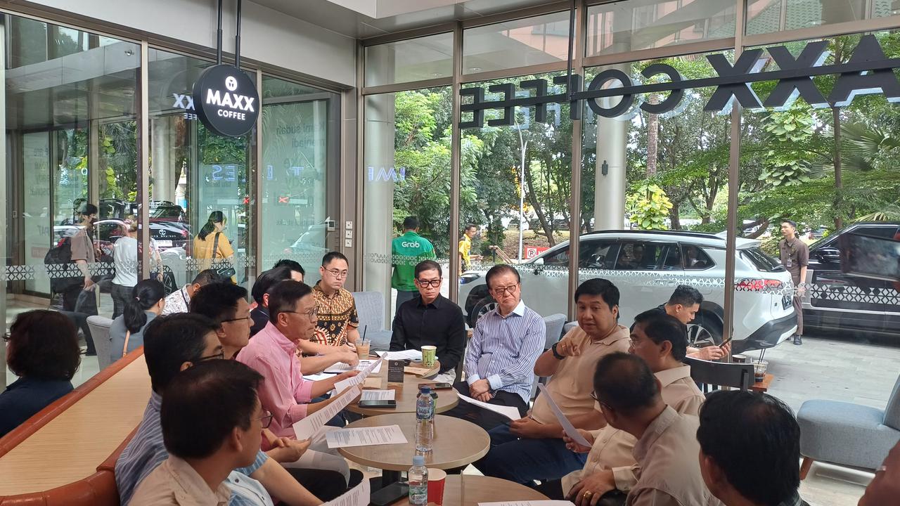 maruarar sirait ngopi bareng konglomerat