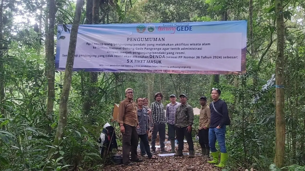 Balai Besar Taman Nasional Gunung Gede Pangrango (TNGGP) mencatat sebanyak 2.658 pendaki ilegal berhasil diamankan dalam dua hari terakhir.