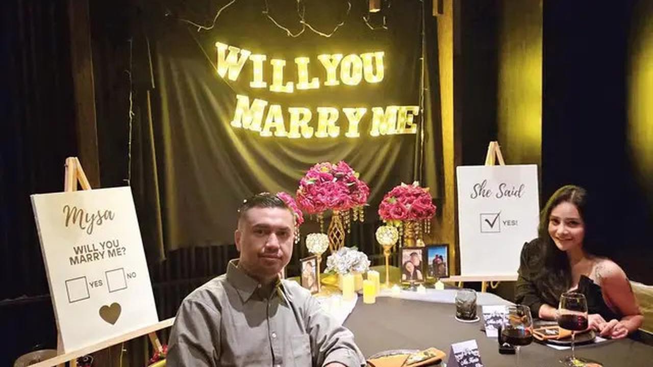 6 Potret Bahagia Mawar AFI Dilamar Kekasih, Momen Romantis yang Menyentuh