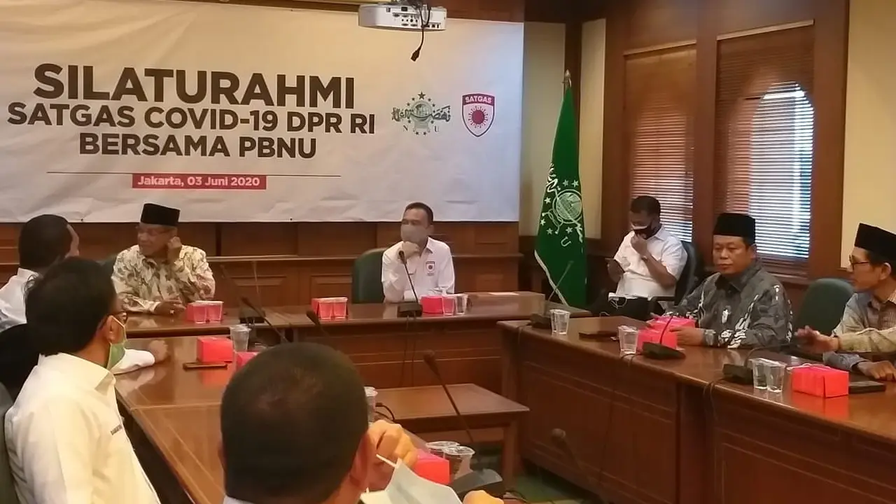 Satgas Lawan Covid-19 DPR RI bertemu Ketua Umum PBNU Said Aqil Siroj di kantor PBNU.