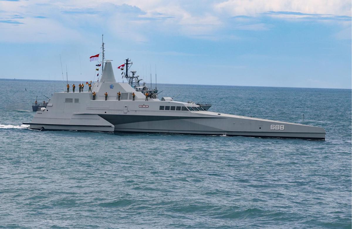 FOTO: Parade Kapal Perang dan Atraksi Prajurit  TNI AL Meriahkan Sailing Pass 2025