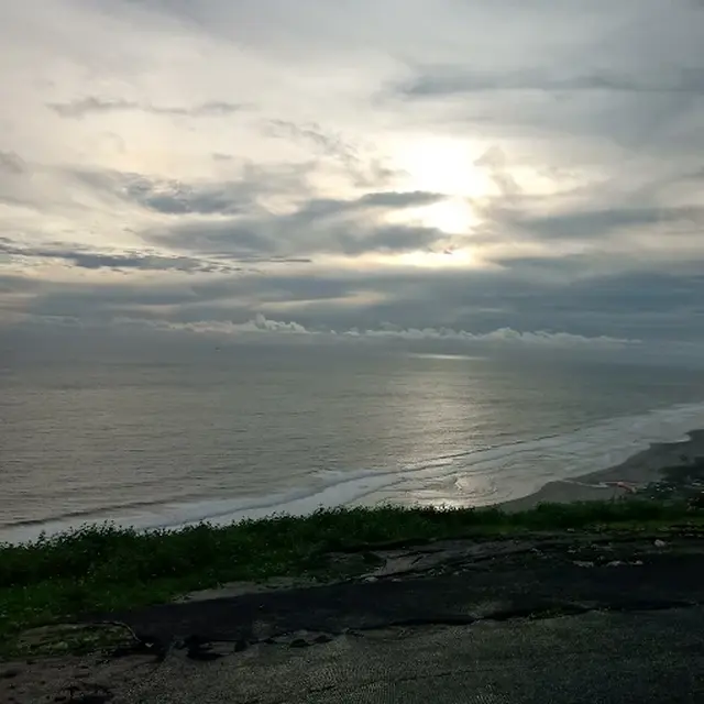 Bukit Paralayang Watugupit Jogja