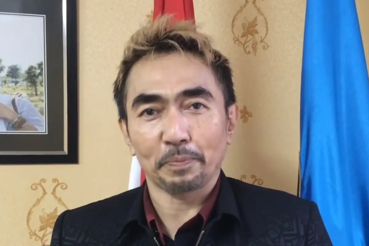 [Bintang] Gatot Brajamusti