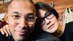 Marcell menikah dengan Rima Melati Adams ini menikah pada 28 Januari 2009, di tempat asal Rima Melati yaitu di Kampung Glam, Singapura. (Liputan6.com/IG/@marcellsiahaans)