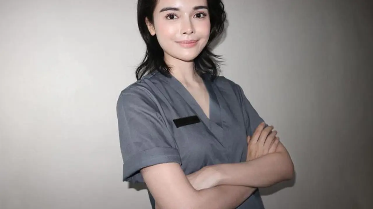 Tips Berbusana dari Celebrity Doctor, Dokter Abelina