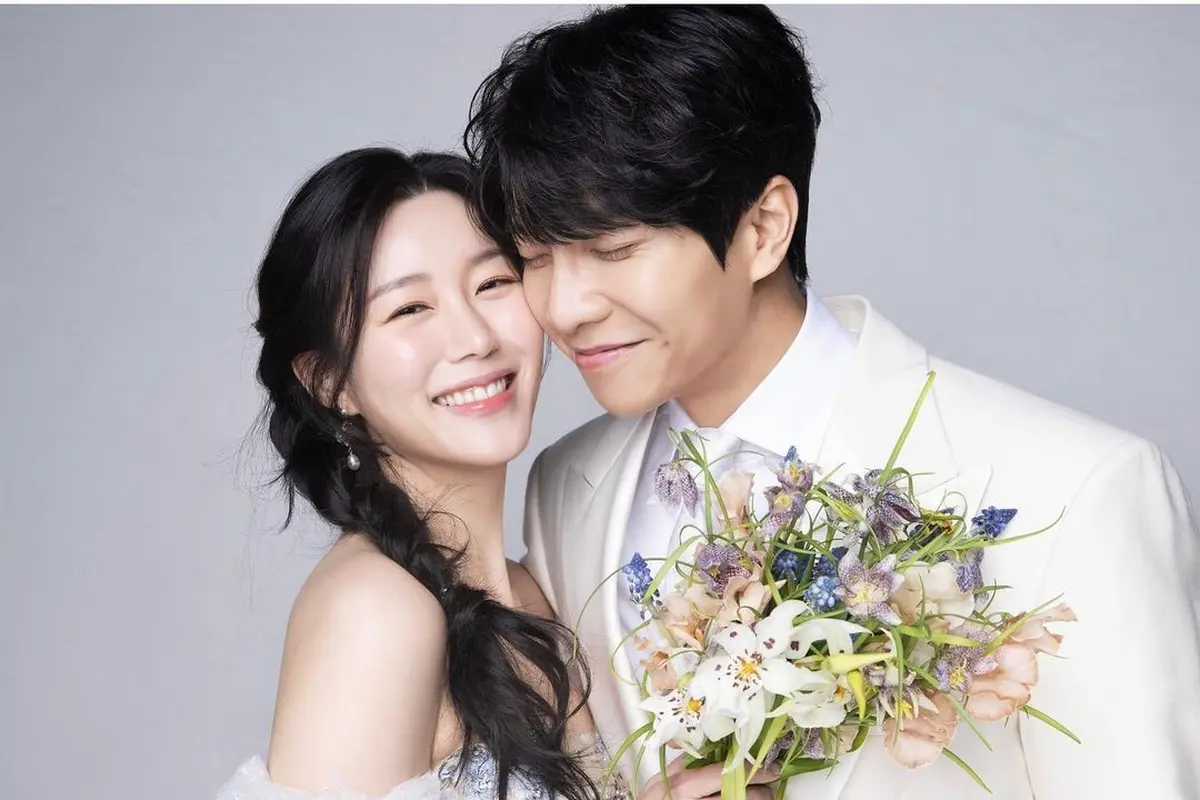 6 Potret Pernikahan Lee Seung Gi dan Lee Da In, Digelar Tertutup