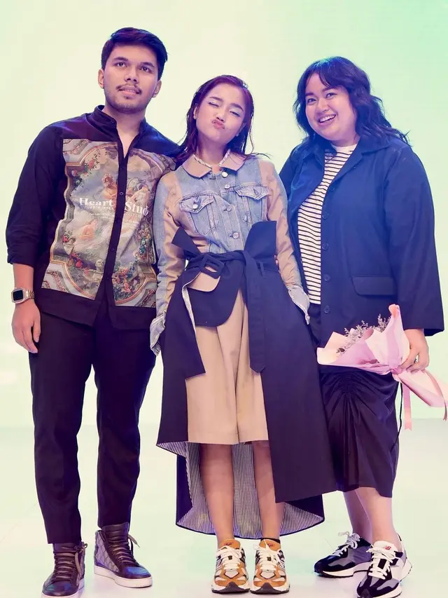Fuji tampil di catwalk JFW 2023 (Foto: Instagram fuji_an)