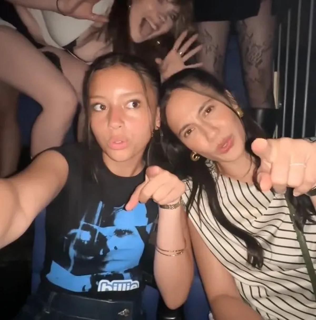 Potret Cantik Pevita Pearce dan Adik Nonton Konser Billie Eilish di London, Pakaian Sopan Jadi Sorotan