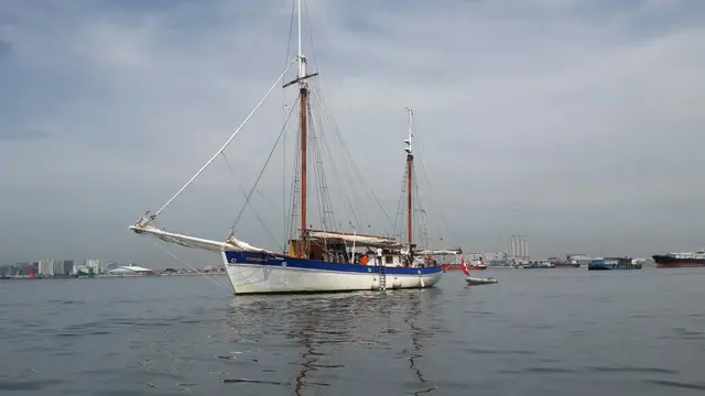 Kapal layar Swiss Fleur de Passion di Sunda Kelapa, Jakarta (4/4/2018) (Rizki Akbar Hasan/Liputan6.com)