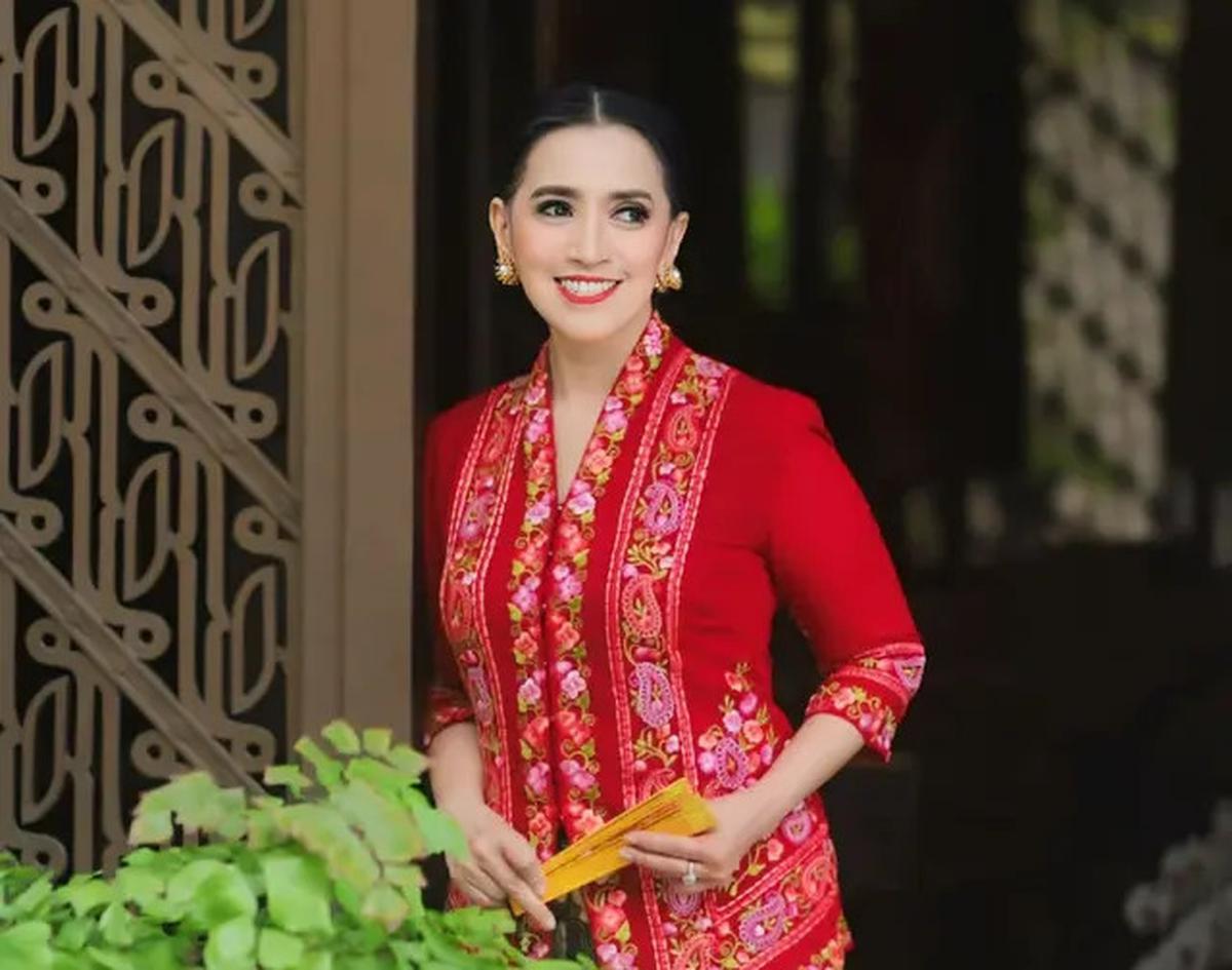 5 Warna Kebaya yang Cocok untuk Semua Warna Kulit