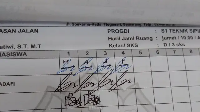 6 Tanda Tangan Mahasiswa di Presensi Absen Kuliah Ini Nyeleneh, Kocak