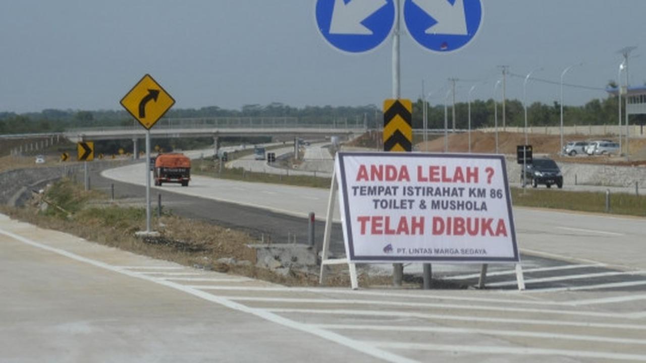 Melihat kelengangan Tol Cipali yang akan digunakan para pemudik