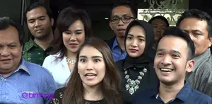 Ayu Ting Ting dan Ruben Onsu merasa lega, setelah tertangkapnya pelaku kejahatan jual beli anak mereka di media sosial. Ayu berharap, kasus ini bisa menjadi peringatan untuk pelaku kejahatan lainnya.