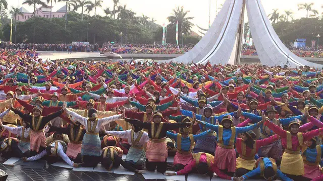 Tari Ratoh Jaroe Massal Pecahkan Rekor Muri