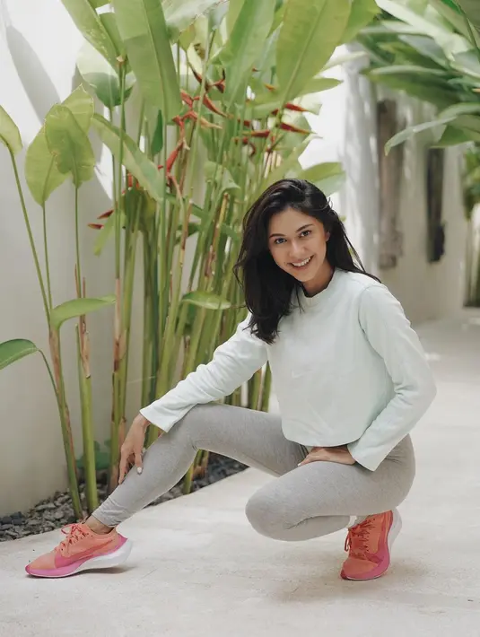 (Instagram/nanamirdad_)