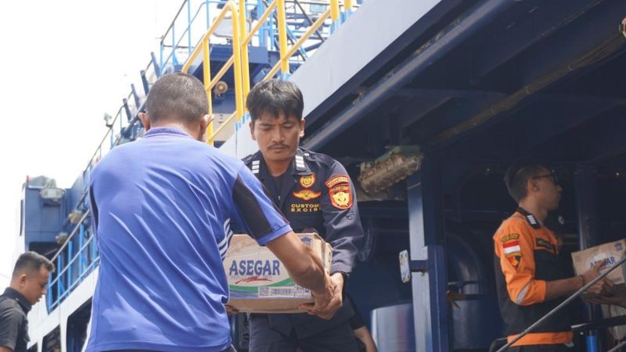 Bea Cukai Sulbagtara Gerak Cepat Salurkan Bantuan untuk Korban Bencana di Pulau Siau