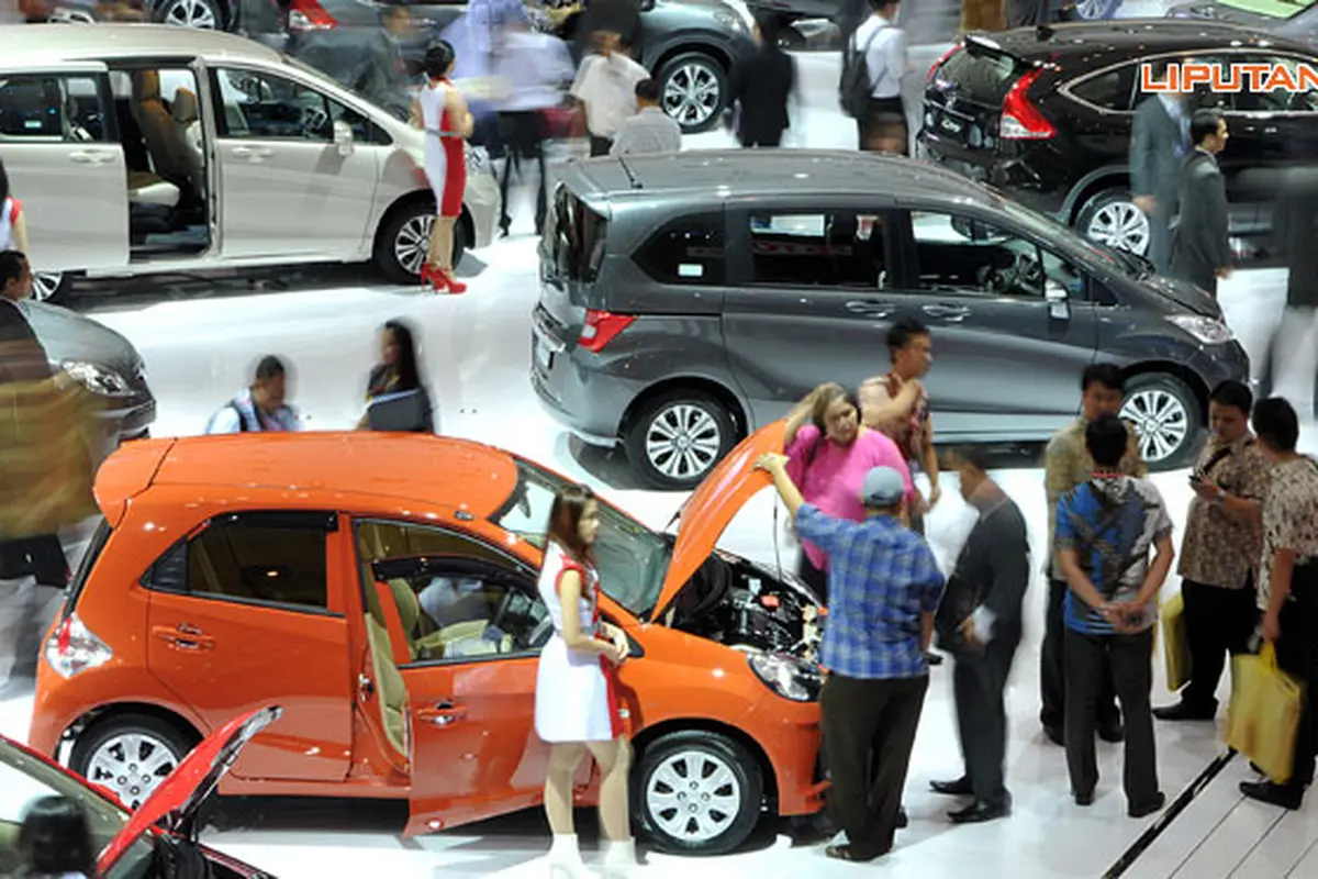 pameran-mobil-iims-2013-130920-c.jpg