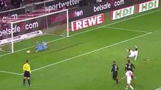 Berita video momen-momen lucu yang pernah terjadi di Bundesliga, dan salah satunya anak Arjen Robben. This video presented by BallBall.