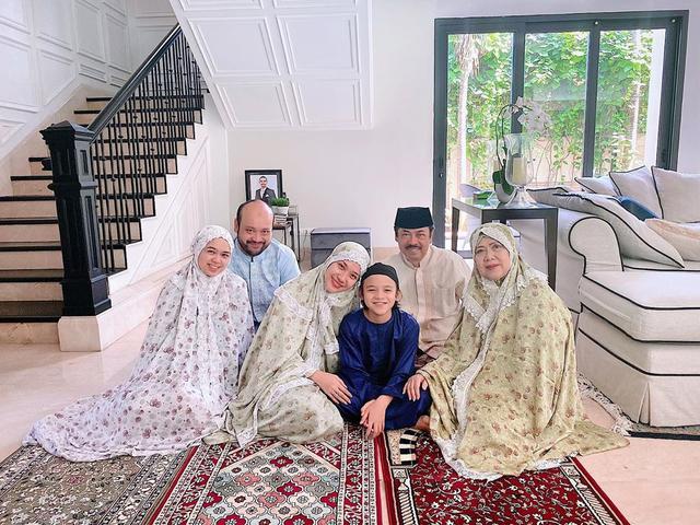 Rayakan Iduladha Bunga Citra Lestari Tampil Bermukena Lifestyle Liputan6 Com