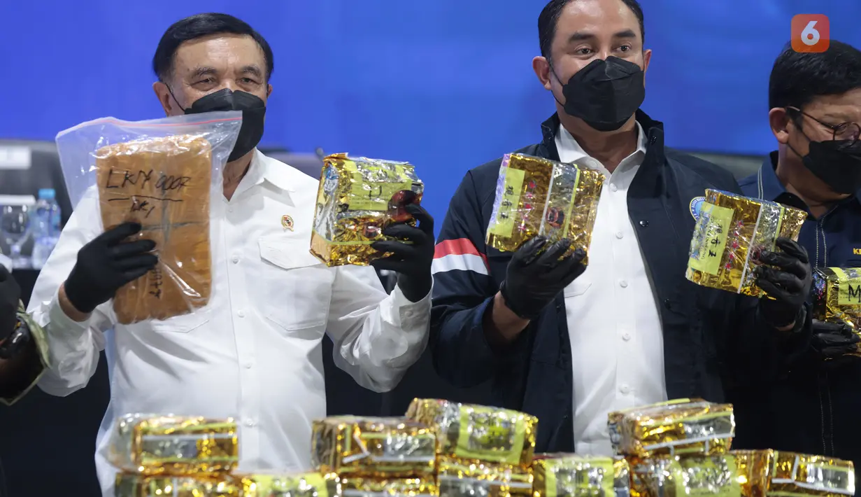 Kepala Badan Narkotika Nasional (BNN) RI Suyudi Ario Seto bersama Menteri Koordinator Bidang Politik dan Keamanan (Menko Polkam) Djamari Chaniago menghadiri pemusnahan narkotika golongan I di Kantor BNN RI, Jakarta, Rabu (23/9/2026). (KLY/Budy Santoso)