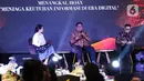 Direktur Pemberdayaan Informatika Kementerian Komunikasi dan Informatika, Slamet Santoso bersama Yosi Mokalu selaku penyanyi, song writer, dan content creator menjadi pembicara dalam diskusi menangkal hoax pada acara Liputan6 x Fimela Cipta & Cipta di Hotel Shangri La, Jakarta, Rabu (31/7/2024). (Liputan6.com/Herman Zakharia)