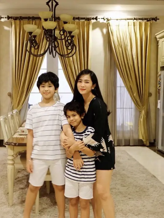 Bunga Zainal (Instagram/bungazainal05)