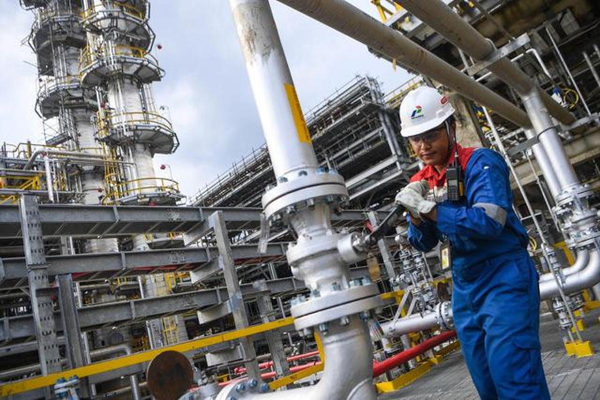 Tak Cuma Setop Impor, Indonesia akan Surplus Solar Tahun Ini