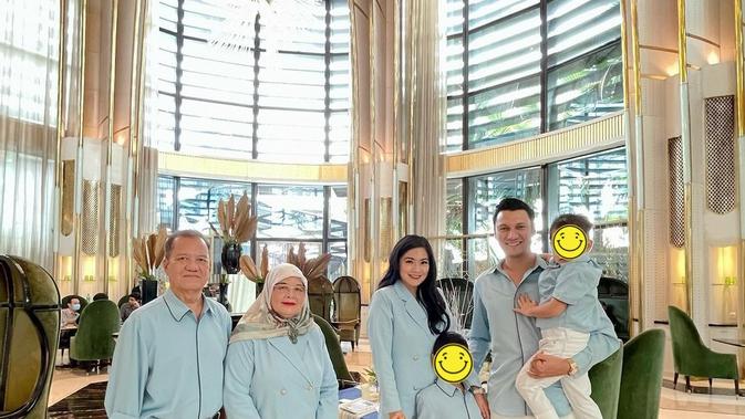 Momen Perayaan Ulang Tahun Christian Sugiono yang Ke-40. (Sumber: Instagram/csugiono dan Instagram/titi_kamall)