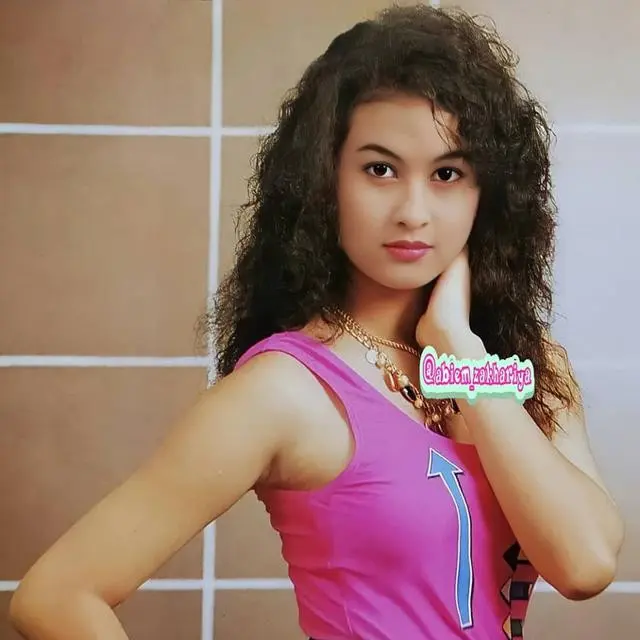 6 Potret Lawas Diana Pungky di Awal Karier, Memesona Sedari Dulu