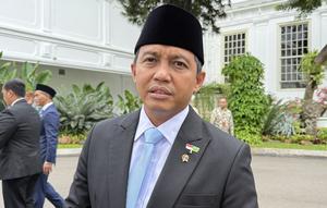 Menteri Kehutanan (Menhut) Raja Juli Antoni di Kompleks Istana Kepresidenan Jakarta, Kamis (23/10/2025). (Foto: Liputan6.com/Lizsa Egeham).