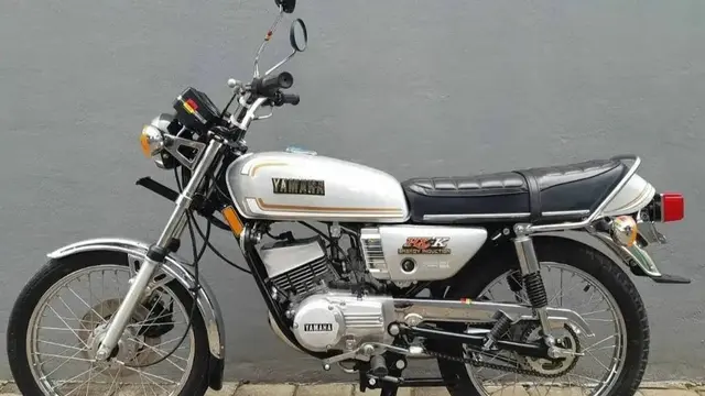 15 Potret Modifikasi RX King, dari Yang Simple sampai Hedon!
