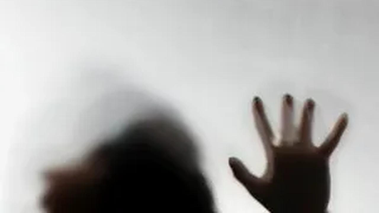 Dari hasil penyidikan berdasarkan alat bukti dan keterangan saksi-saksi pada Jumat (18/8), polisi kembali menggelar perkara untuk menetapkan tersangka pelaku kejahatan.