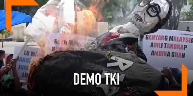 VIDEO: 'Mahathir Mohamad' Dibakar di Kupang, Ini Penyebabnya